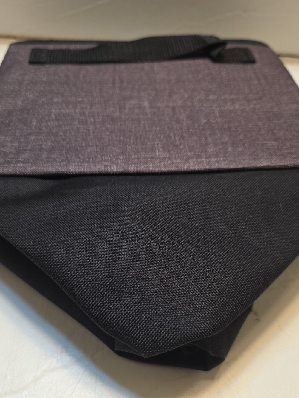 thirty-one Grey Tote with Black Trum